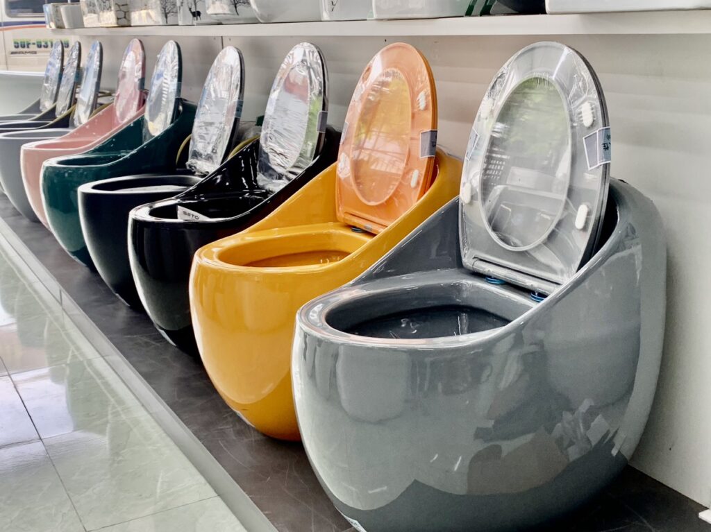 Bồn Cầu Hiện Đại – Nâng Tầm Trải Nghiệm Với Thiết Kế Sang Trọng