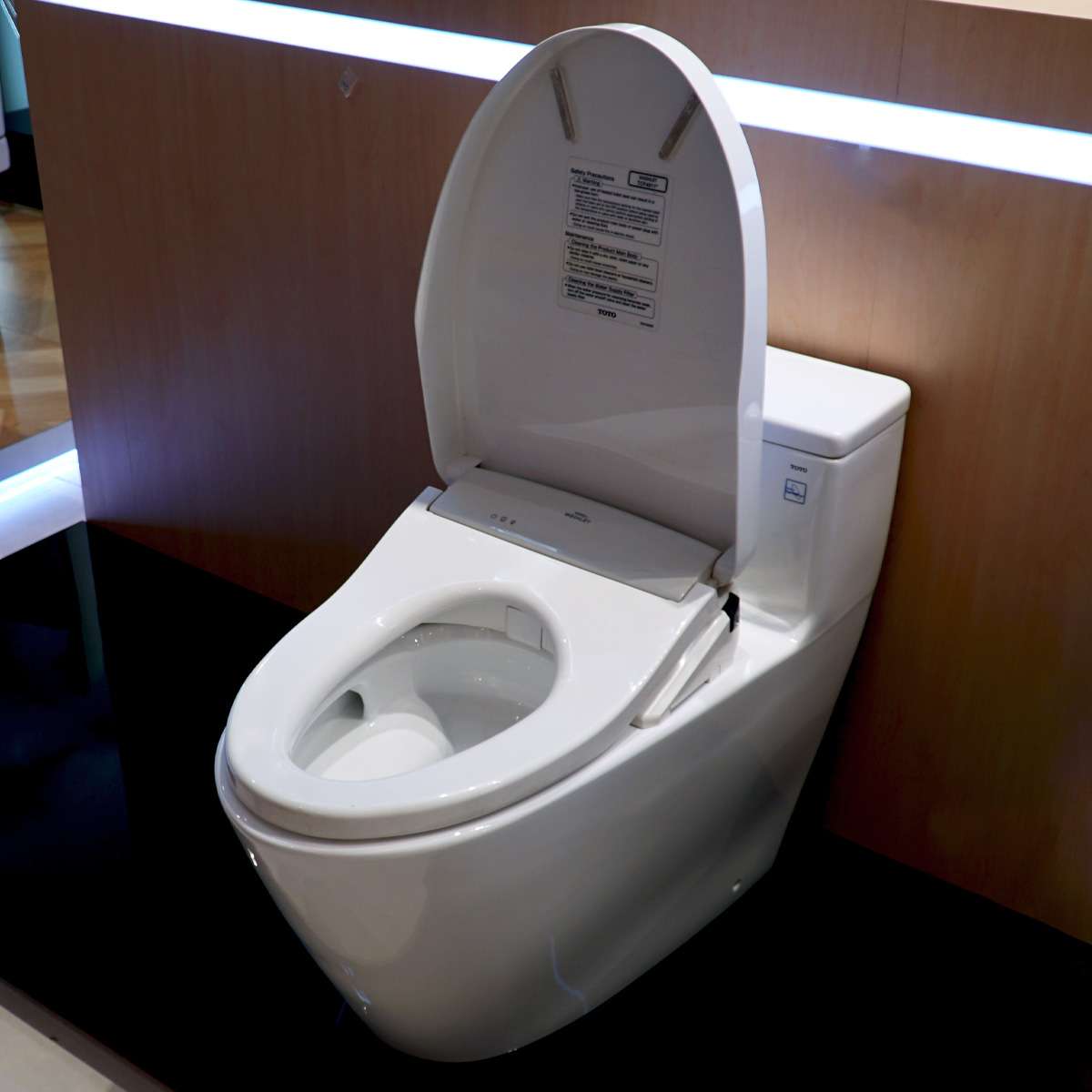 Bàn cầu một khối TOTO MS625DW11 kèm nắp rửa điện tử WASHLET dòng S7 TCF4911Z Tính Năng Bồn Cầu Toto Ms625Dw11 Kèm Nắp Rửa Điện Tử Washlet Dòng S7 Tcf4911Z