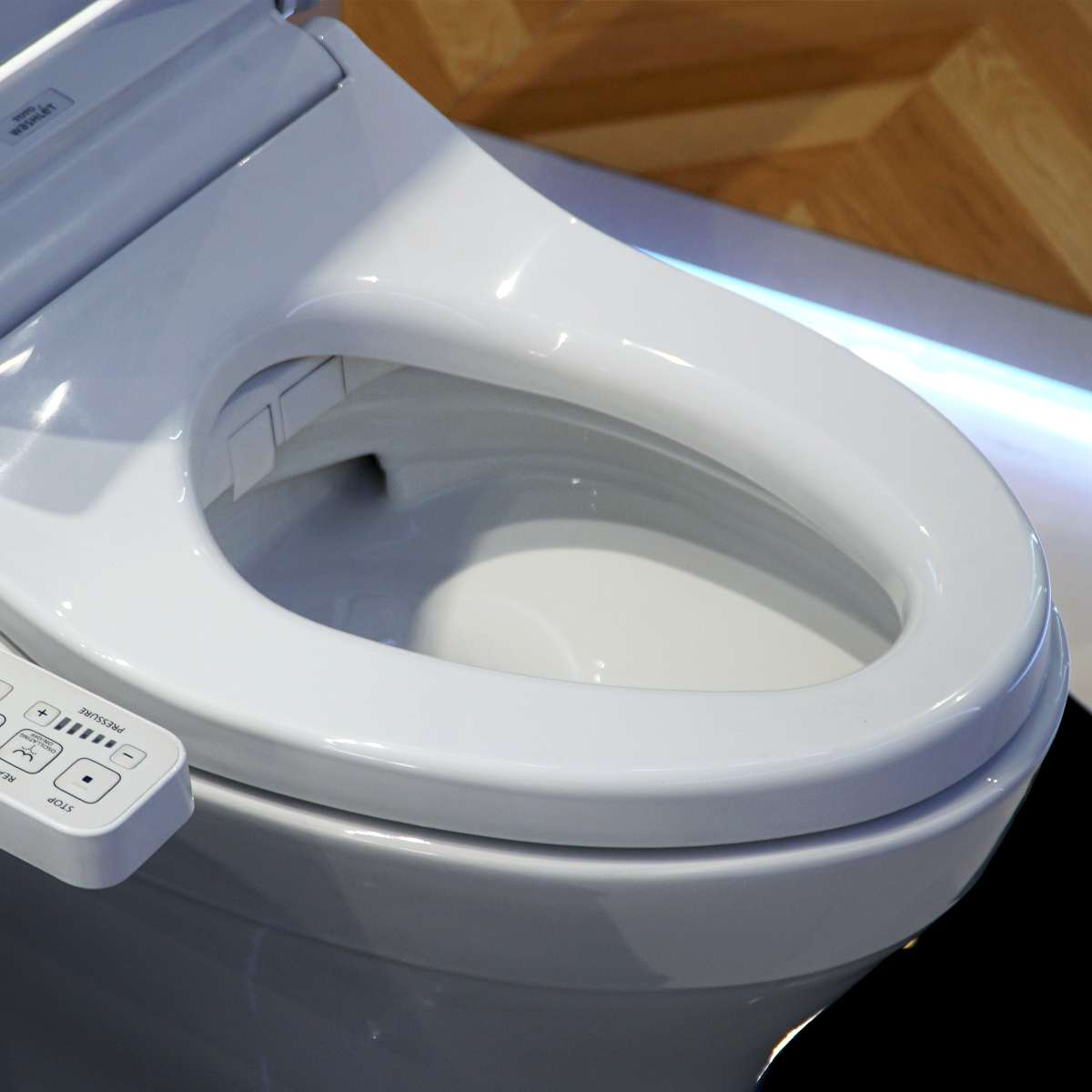 Bàn cầu một khối TOTO MS885DW16 nắp điện tử Washlet C2 TCF23410AAA Bàn Cầu Một Khối Toto Ms885Dw16 Nắp Điện Tử Washlet C2 Tcf23410Aaa - Ảnh 5