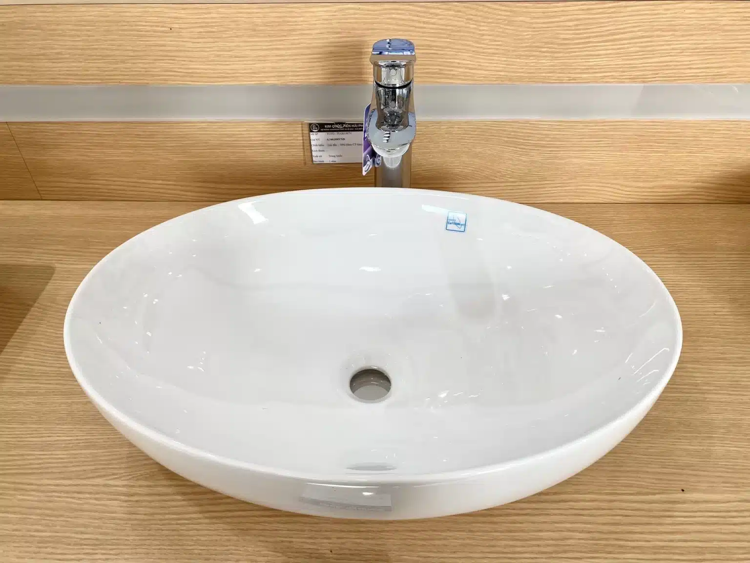 So Sánh Chậu Lavabo Toto Và Inax Nên Sử Dụng Hãng Nào. Cùng Nhà Tắm Việt Tham Khảo Bài Viết Dưới Này Nhé