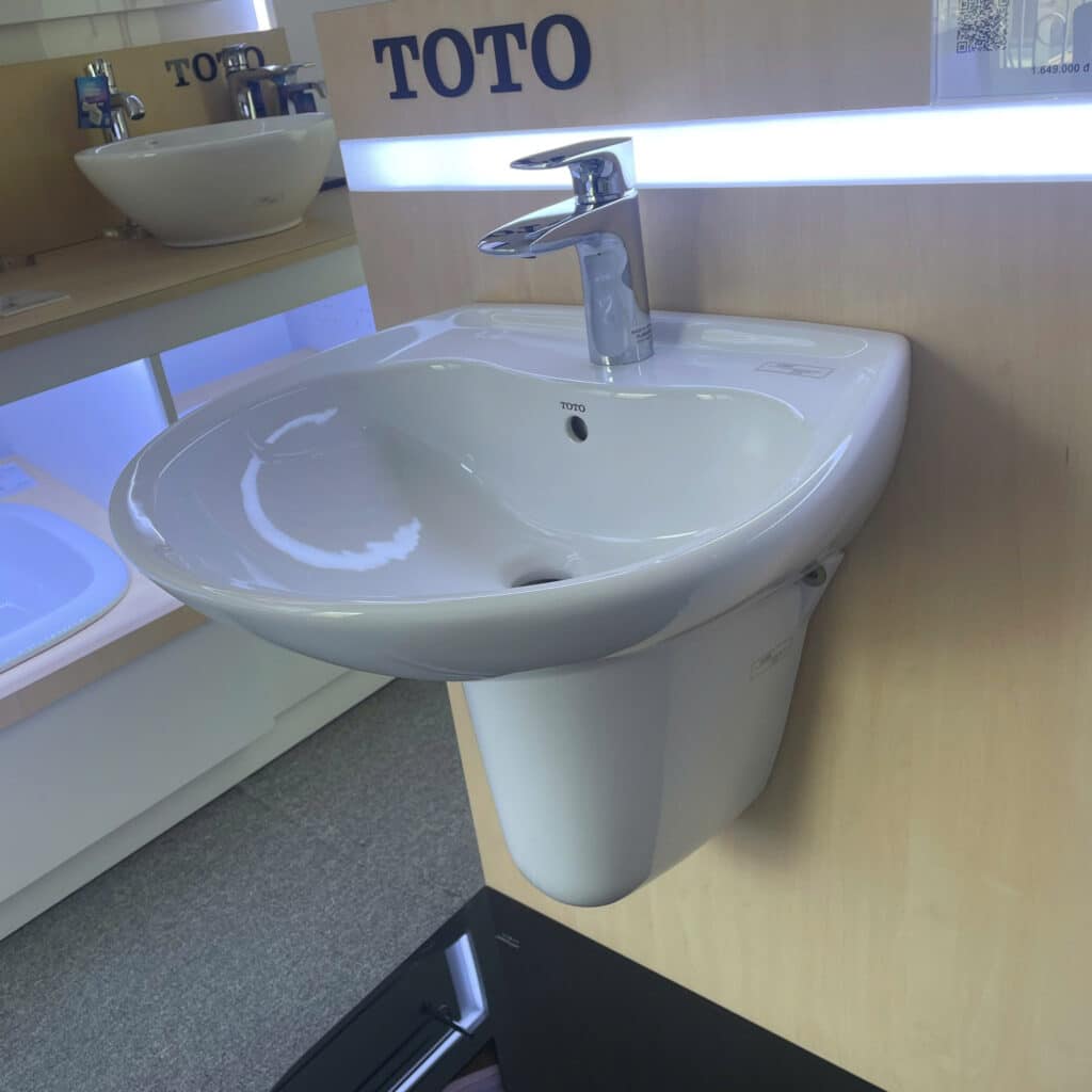 Xu hướng chậu lavabo nhà tắm hiện đại 2026: Đẹp - Sang - Bền Chậu Lavabo Treo Tường – Giải Pháp Tối Ưu Cho Nhà Tắm Nhỏ. Mua Chậu Lavabo Tại Nhà Tắm Việt