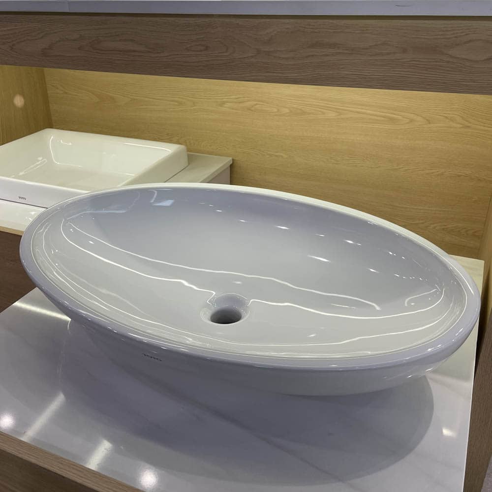 So Sánh Chậu Lavabo Toto Và Inax Nên Sử Dụng Hãng Nào. Cùng Nhà Tắm Việt Tham Khảo Bài Viết Dưới Này Nhé