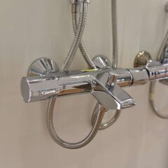 Sen tắm cây nhiệt độ INAX BFV-6015S Đặc Điểm Nổi Bật Của Vòi Sen Tắm Cây Nhiệt Độ Inax Bfv-6015S