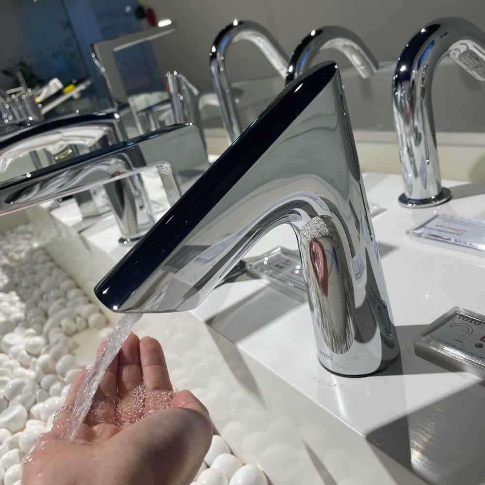 Vòi lavabo TOTO TLE27002A cảm ứng Thông Tin Sản Phẩm Vòi Cảm Ứng Toto Tle27002A Tự Động - Nhà Tắm Việt