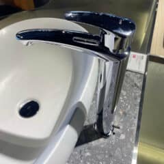 Vòi Lavabo Toto Tlg09305V Nóng Lạnh - Nhà Tắm Việt