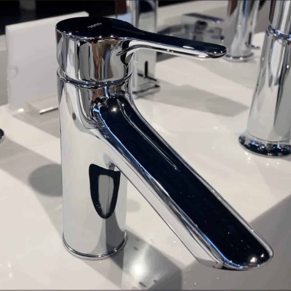 Thông Tin Sản Phẩm Vòi Chậu Lavabo Nóng Lạnh Toto Tls01301V - Nhà Tắm Việt
