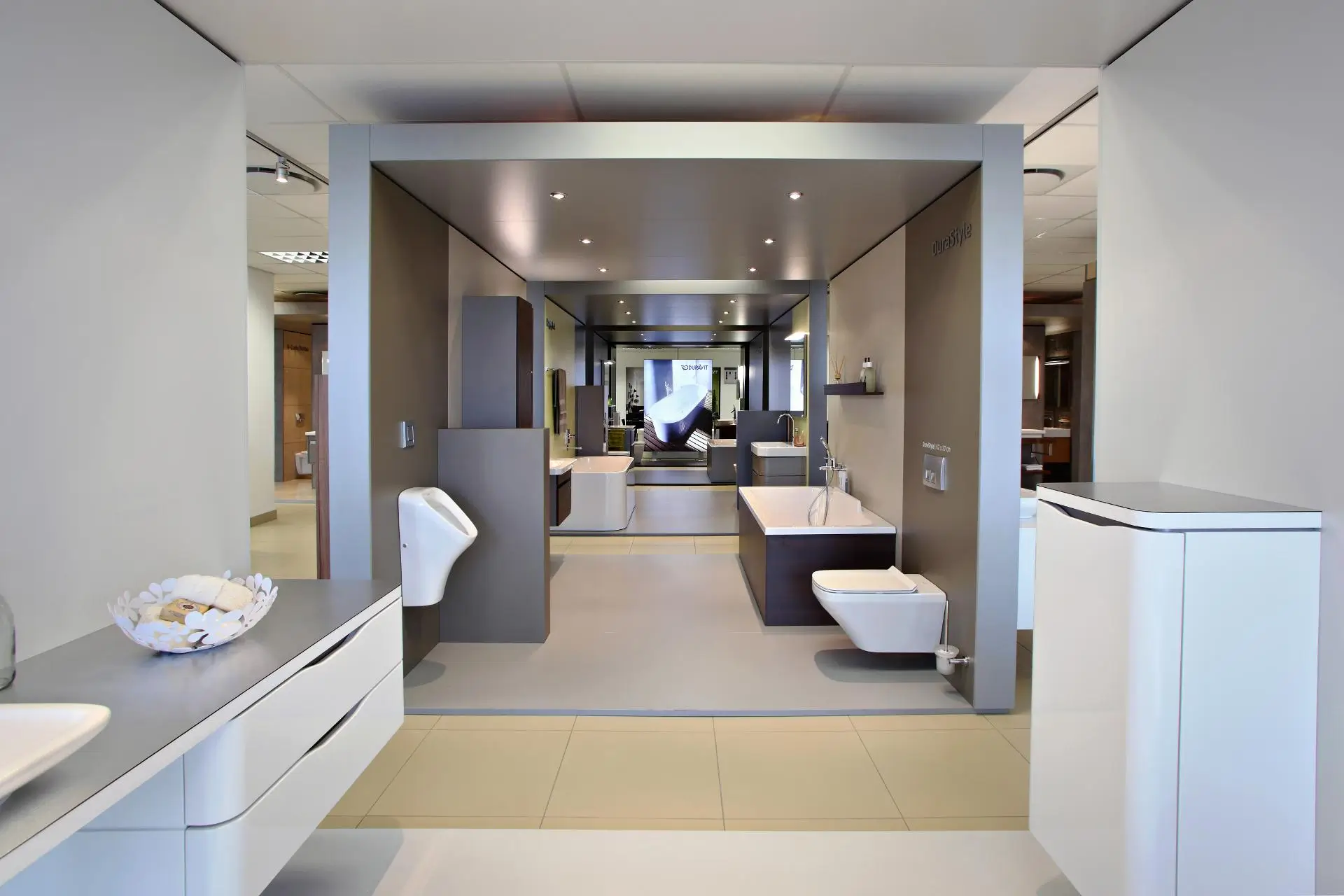 So sánh thiết bị vệ sinh Grohe và Duravit: Nên chọn hãng nào? So Sánh Thiết Bị Vệ Sinh Grohe Và Duravit: Nên Chọn Hãng Nào?